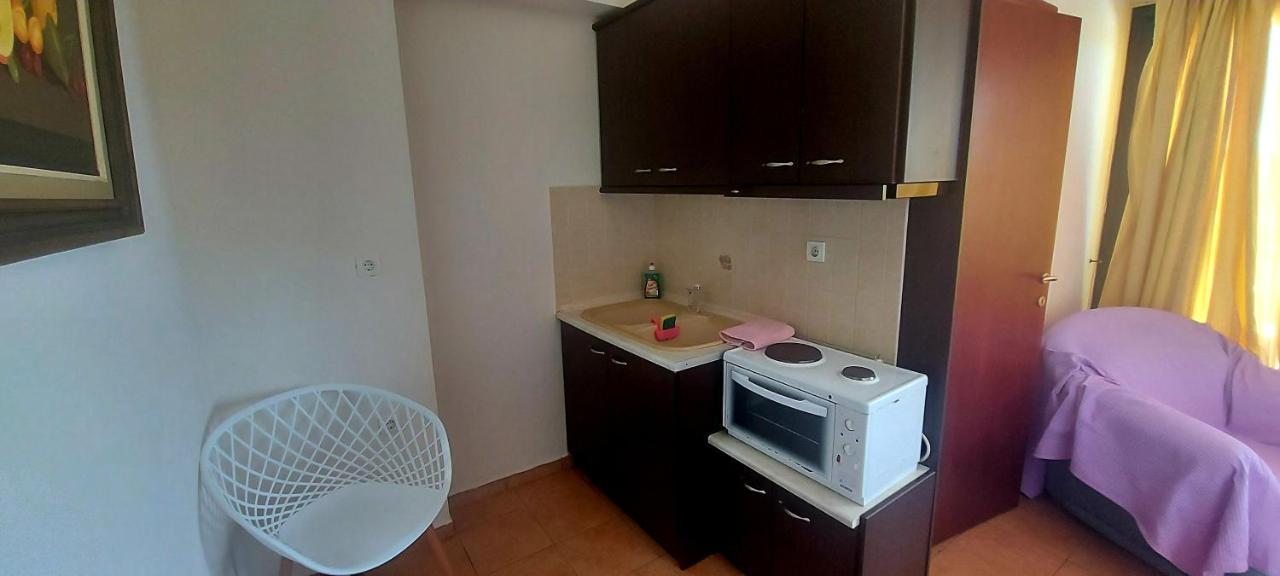 Golden View Apartments Myrina Limnos Habitación foto