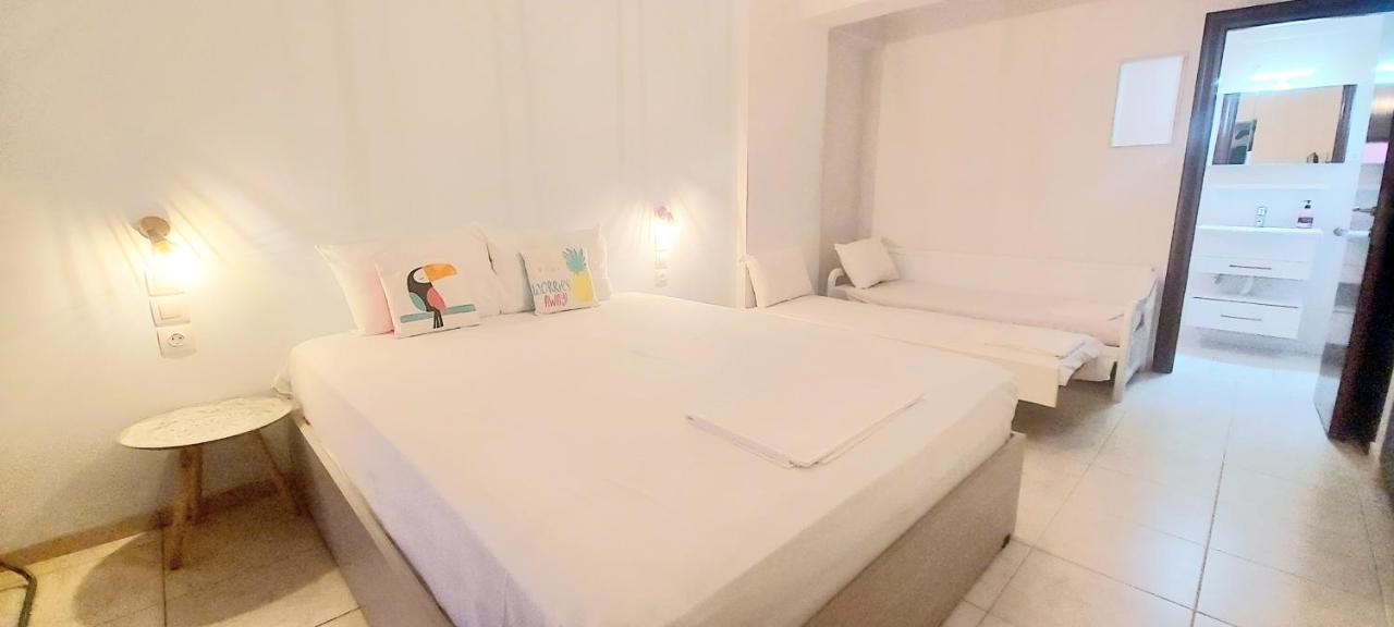 Golden View Apartments Myrina Limnos Habitación foto