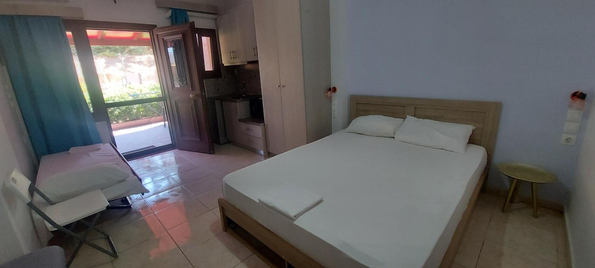 Golden View Apartments Myrina Limnos Habitación foto